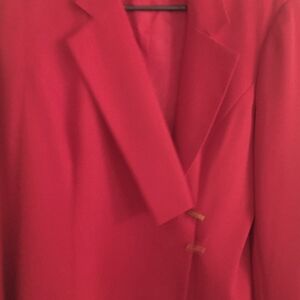 RED LADIES BLAZER ,DOUBLE BUTTON FRONT S 8